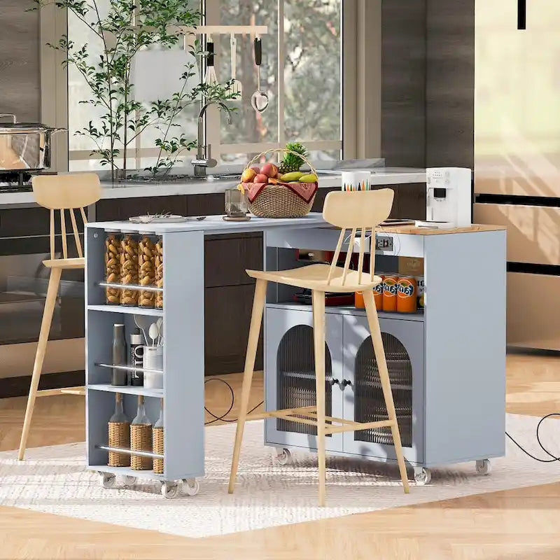Îlot de cuisine roulant avec table extensible, portes en verre cannelé, casier à vin et prise de courant