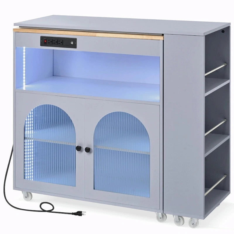 Îlot de cuisine roulant avec table extensible, portes en verre cannelé, casier à vin et prise de courant