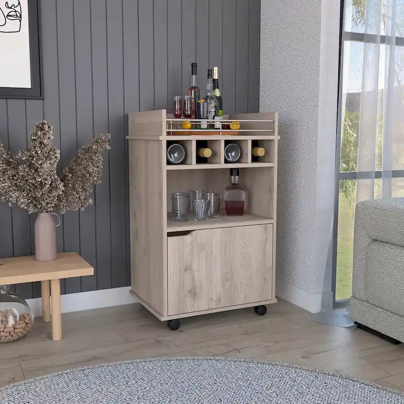 Desserte de bar roulante beige avec étagères ouvertes, casiers à vin et armoire